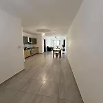 4-bedroom In Pieta P4 Apartment Gwardamanga